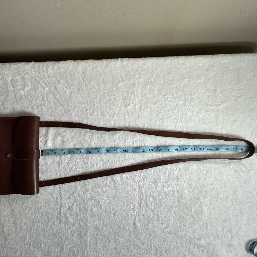 Urban Southern Elegant Brown Leather Envelope Crossbody Bag Adjustable Strap - Picture 12 of 12